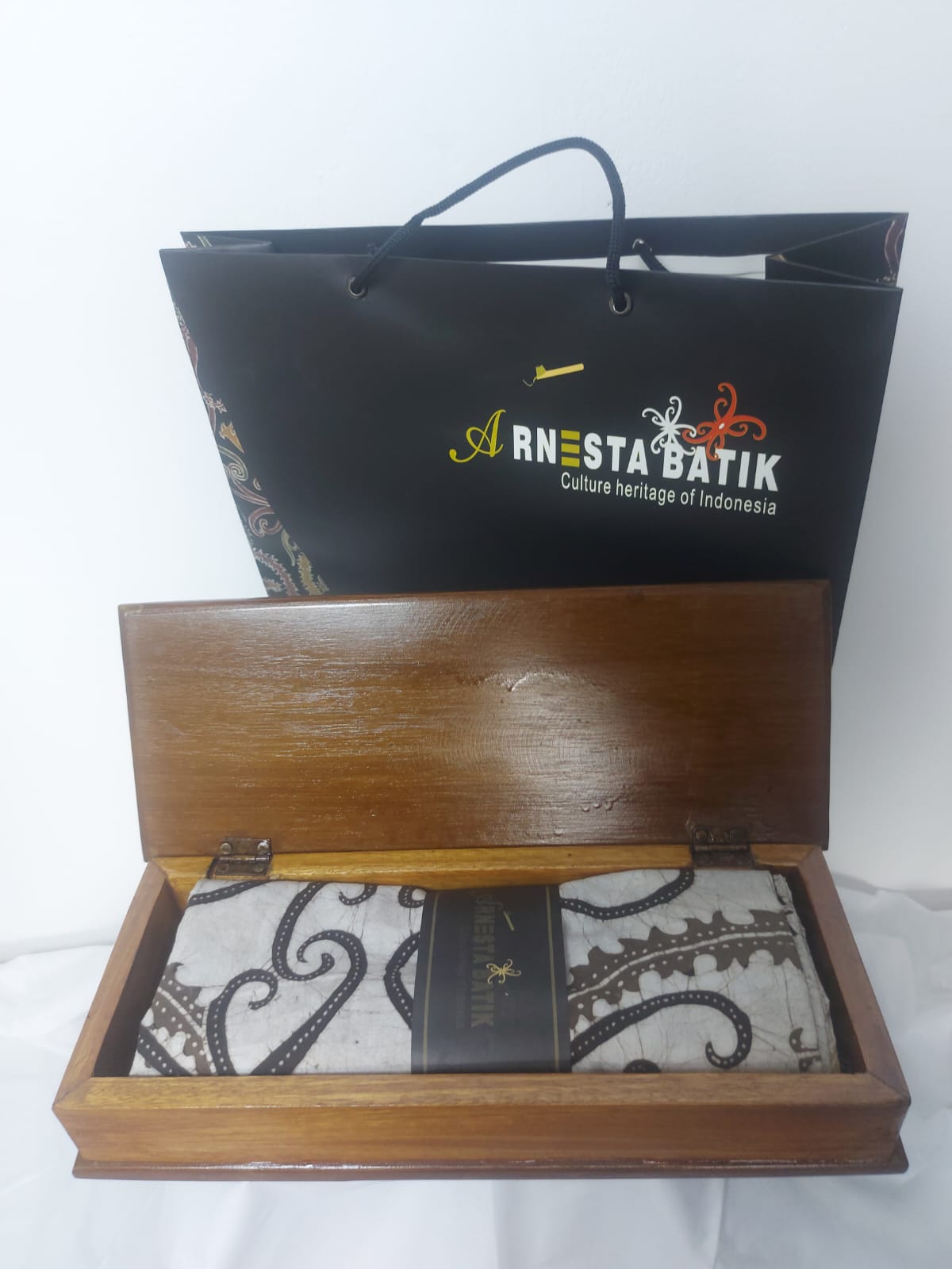 Souvenir &
Gift Set